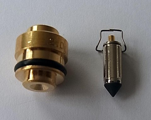 TOURMAX ZAWOREK IGLICOWY Z GNIAZDEM KAWASAKI ZX-9R '98-03, ZZR 1100/1200 '97-05 (MADE IN JAPAN)