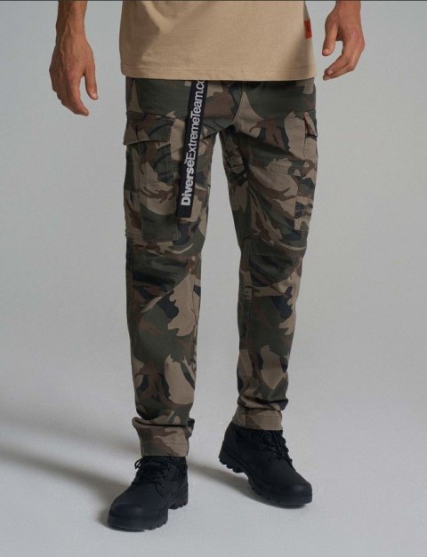 DIVERSE (2025) EXTREME TEAM SPODNIE DKR CARGO 09 KOLOR KAMO ROZMIAR 31