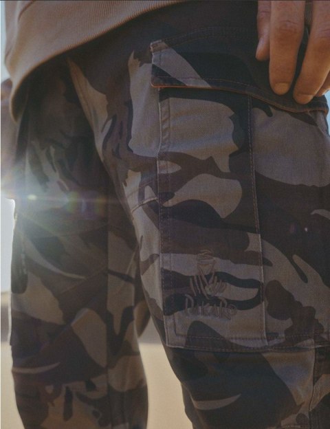 DIVERSE (2025) EXTREME TEAM SPODNIE DKR CARGO 09 KOLOR KAMO ROZMIAR 31