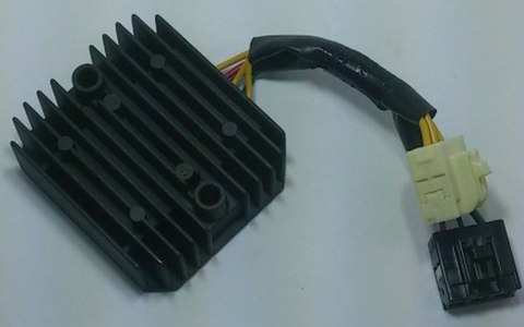 TOURMAX REGULATOR NAPIĘCIA HONDA PES 125/150 /R '06-'10, SH 125/150 D/R/S '05-'11 (OEM: 31600-KTF-641) (MADE IN JAPAN) TOURMAX