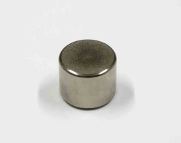 TOURMAX TŁOCZEK ZACISKU HAMULCOWEGO KAWASAKI ZZR 600/1100 '90-'93, ZR 1100 '90-'93 PRZÓD (MADE IN JAPAN) TOURMAX