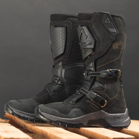 LEATT BUTY ADV (ADVENTURE) HYDRADRI 7.5 STEALTH KOLOR CZARNY/ZŁOTY ROZMIAR 42 LEATT