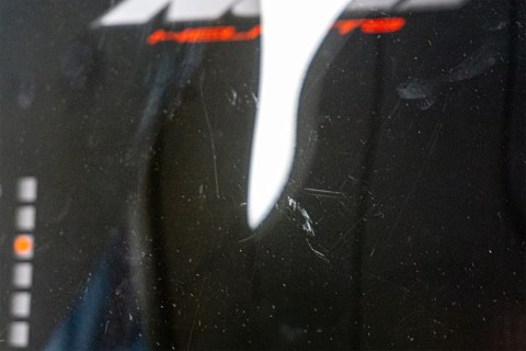KAPPA SZYBA HONDA FORZA 125/300 '21-'25 SH 350 '21-'25 FORZA 350 '21-'22 (58X47CM) KOLOR PRZEZROCZYSTY - drobna rysa na szybie KAPPA