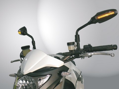 FAR LUSTERKO LEWE UNIWERSALNE Z KIERUNKOWSKAZEM KOLOR CZARNY (KOMPLET DO FAR 6416)