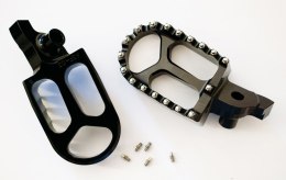 JR PODNÓŻEK KIEROWCY SUZUKI RMZ 250 '07-'09, RMZ 450 '05-'07 KOLOR CZARNY (2SZT) ALUMINIOWY - WYPRZEDAŻ