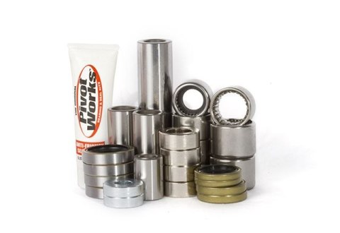 PIVOT WORKS ZESTAW NAPRAWCZY ŁĄCZNIKA (PRZEGUBU) WAHACZA KTM SX 125/150/250 '12-'20, SXF 250/350/450 '11-'20, EXC 250/300 TPI '2