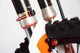 SCAR RACING BLOKADA AMORTYZATORÓW (LAUNCH CONTROL, DO STARTU) PASUJE DO WP KTM SX 250/450, SXF 250/450 KOLOR POMARAŃCZOWY