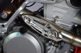 SCAR RACING OSŁONA KOLANKA WYDECHOWEGO 4T - STAL NIERDZEWNA KOLOR SREBRNY