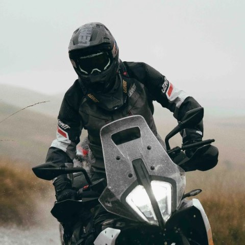 LEATT NOWOŚĆ RĘKAWICE ADV X-FLOW 7.5 STEALTH KOLOR CZARNY ROZMIAR 3XL