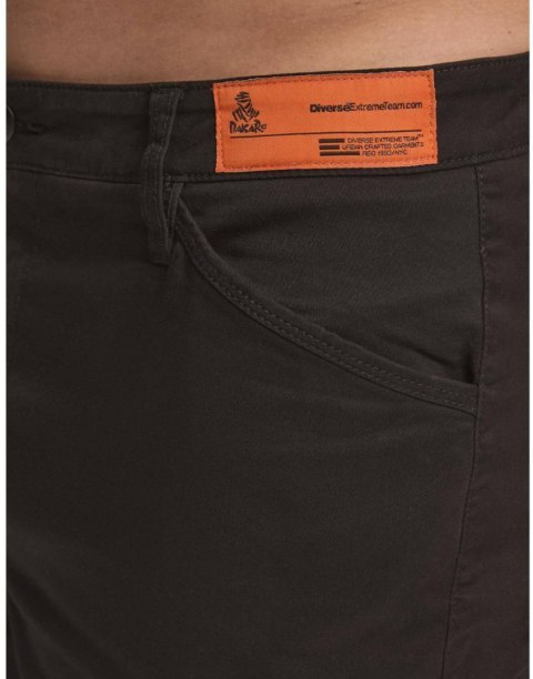 DIVERSE (NOWOŚĆ 2024) EXTREME TEAM - DAKAR RALLY SPODENKI DKR CARGO SH KOLOR CZARNY ROZMIAR32
